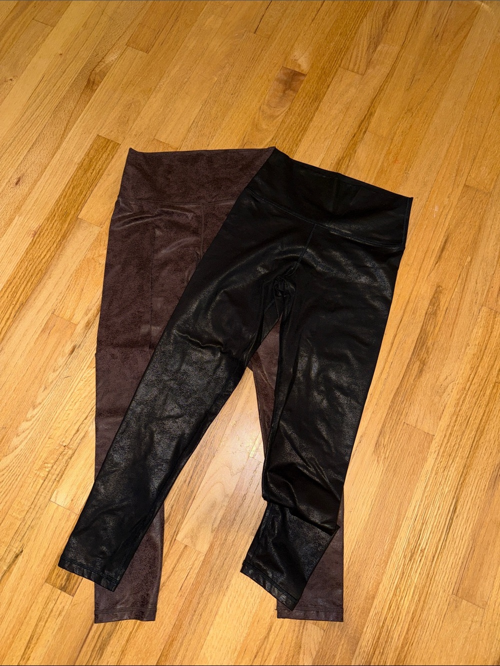 Bundle of aerie faux leather leggings